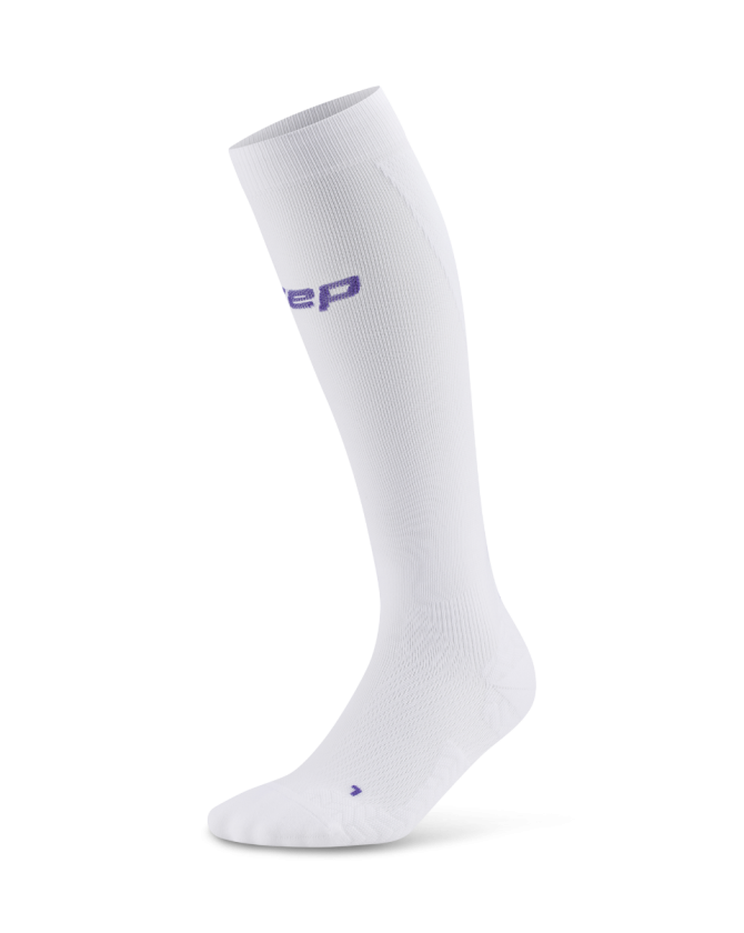 CEP run ultralight socks tall 4.0 in weiß für Frauen