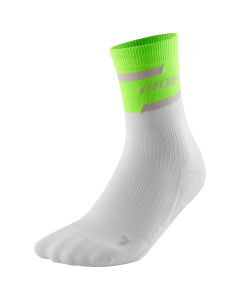 The Run Mid Cut Socks women in green