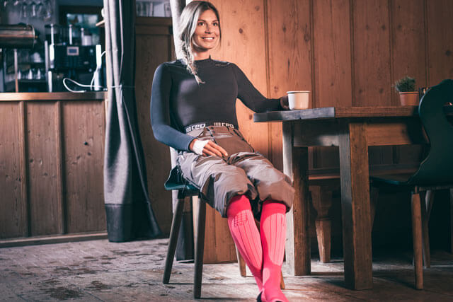 COMPRESSIONE PER GAMBE LEGGERE | CEP Ski Socks
